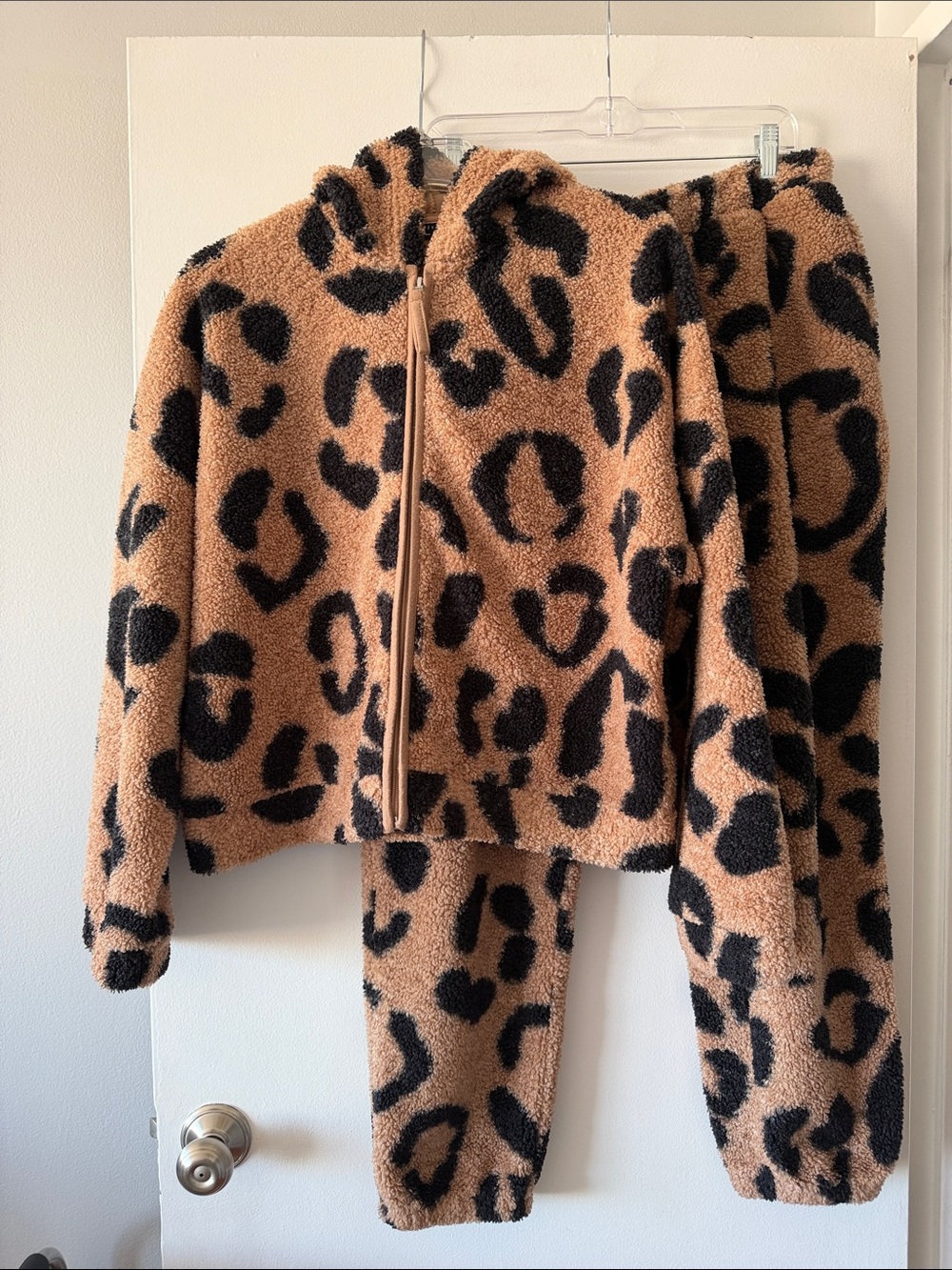 ASOS DESIGN Leopard Borg Fleece Lounge Set Sherpa Zip Hoodie Joggers Size 10